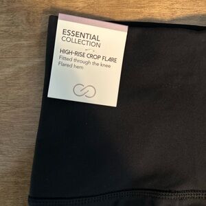 [NEW] Calia High Rise Crop Flare